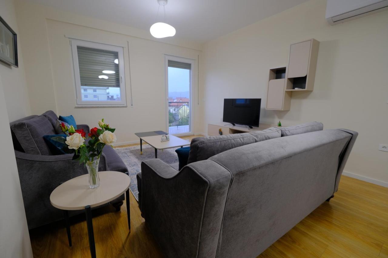 Comfy Apartment In Shkodër Esterno foto