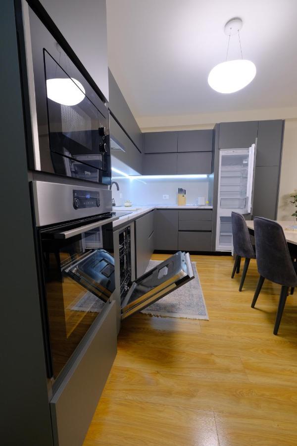 Comfy Apartment In Shkodër Esterno foto